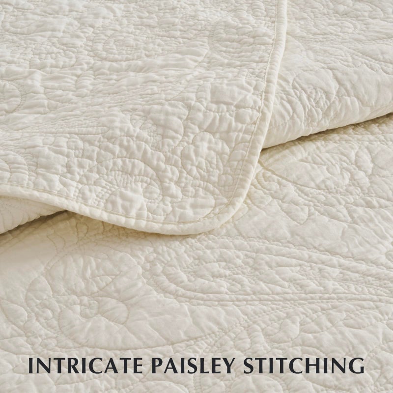 EVERGRACEHOME EVERGRACE 100% Cotton Paisley Quilt Set, King Size 3 Piece Set â€“ Prewashed Lightweight Bedspread with 2 Shams, Soft & Breathable Matelasse Coverlet for All-Season Comfort, Ivory Cream - Image 3