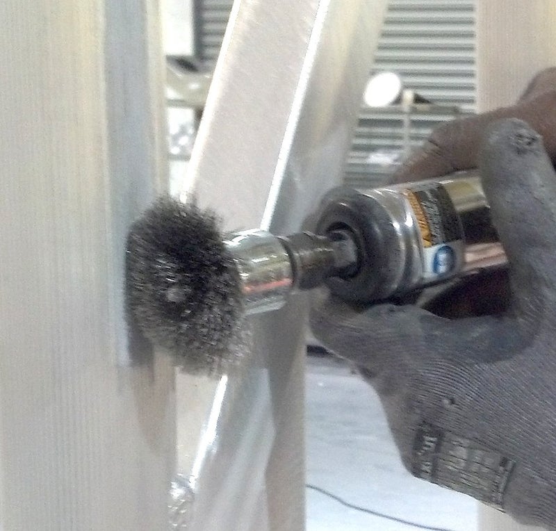 Weiler 10035 Circular Flared Crimped Wire End Brush, 1-1/4", 0.08" Steel Fill, Made in The USA - Image 3