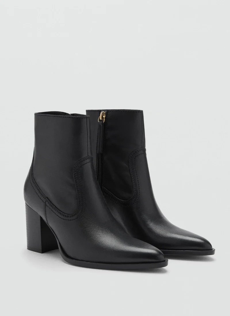 مانجو Zipped Through Pointed Ankle Boot