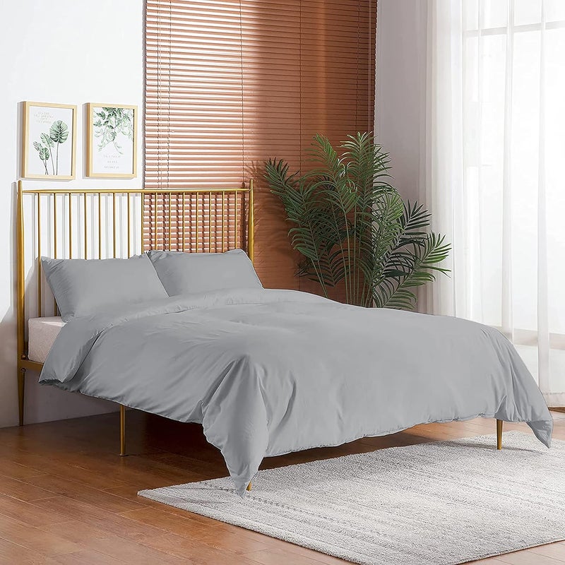 Day Care طقم غطاء لحاف ميكروفايبر فائق النعومة 3 قطع بحجم 61X91 بوصة وغطاء وسادة 300 TC بحجم 18X28 بوصة حجم مفرد فضي رمادي - Image 2