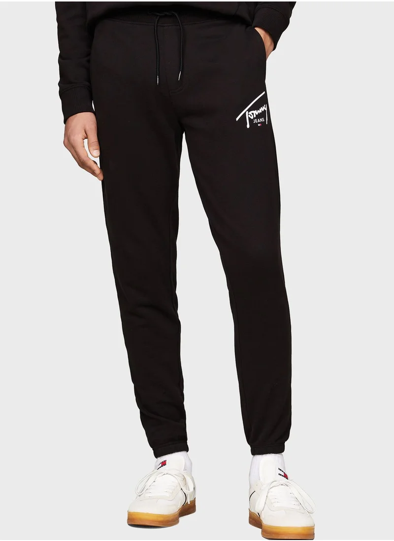 TOMMY JEANS Graphic Slim Fit Sweatpants