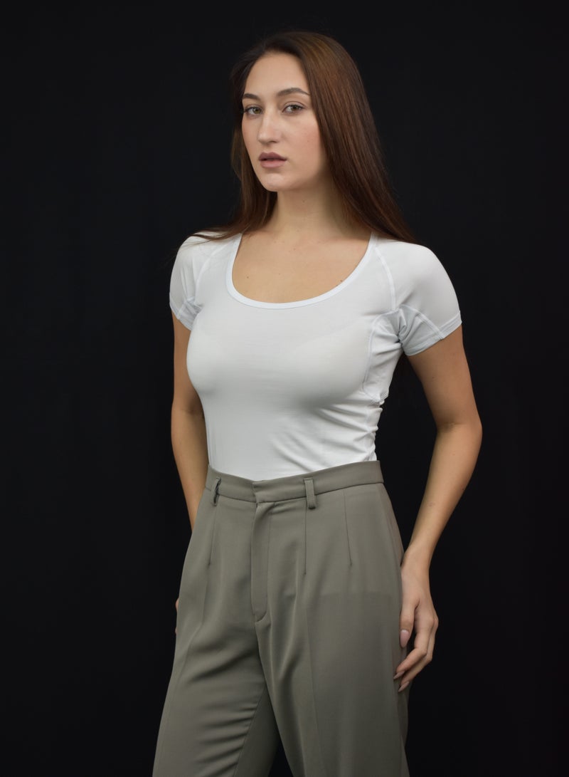ARMUP® Her Sweat Protection Innerwear – Your Invisible Shield Against Sweat. Stops Underarm Marks, Boosts Confidence, and Delivers All-Day Freshness. - Image 4