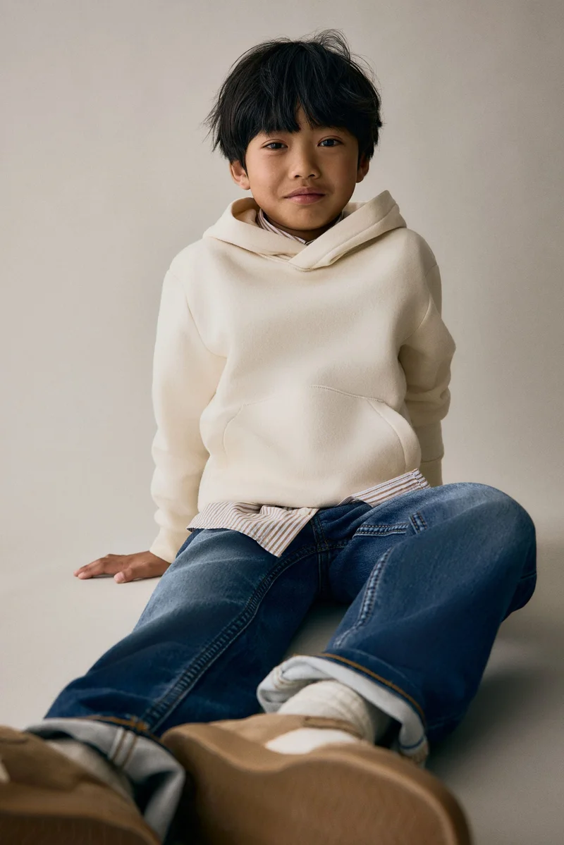 اتش اند ام جينز بقصّة سلِم من نسيج فائق النعومة