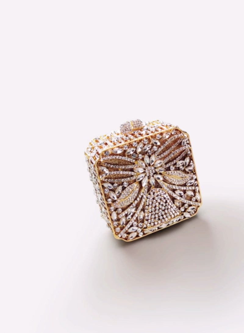 Luxury Crystal Inlaid Carved Hollow Flower Golden Sparkling Box Banquet Bag Clutch Bag Exquisite Mini Small Square Bag  - Image 4