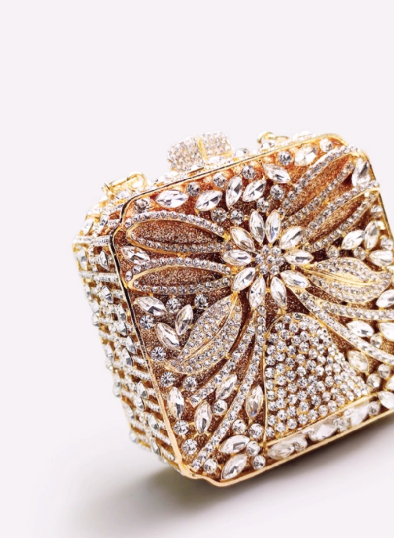 Luxury Crystal Inlaid Carved Hollow Flower Golden Sparkling Box Banquet Bag Clutch Bag Exquisite Mini Small Square Bag  - Image 5