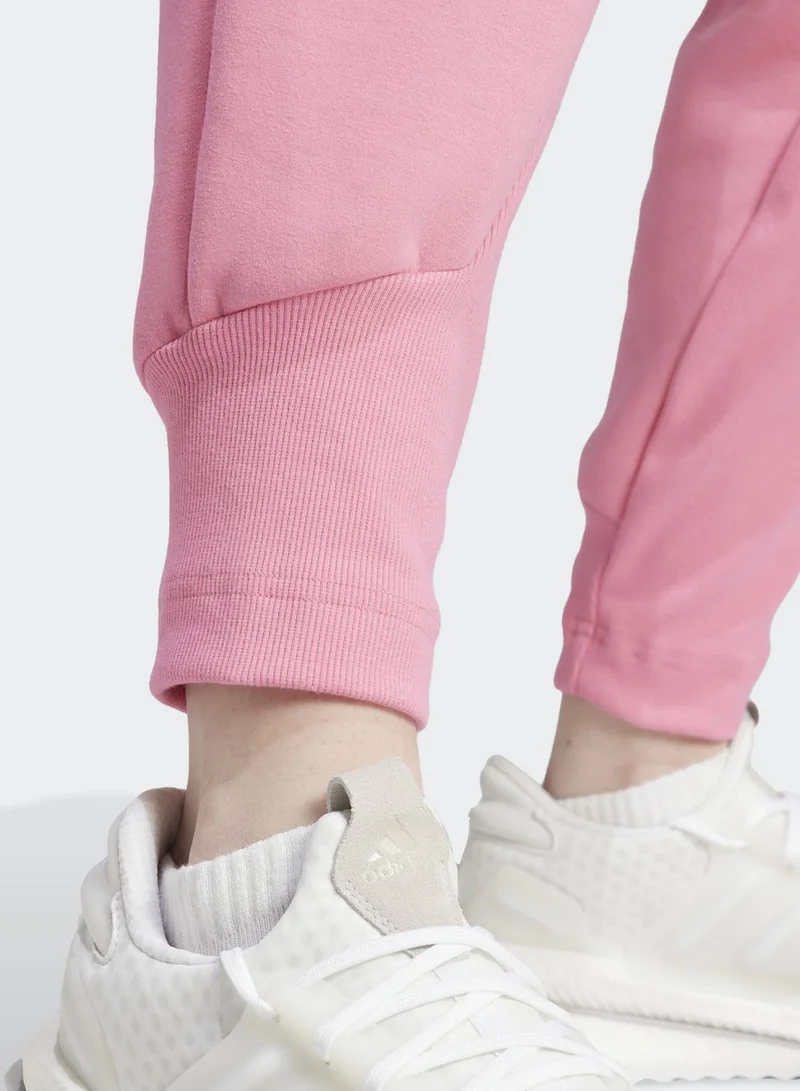 adidas هودي رياضي Z.N.E. بشعار الماركة بنطال رياضي