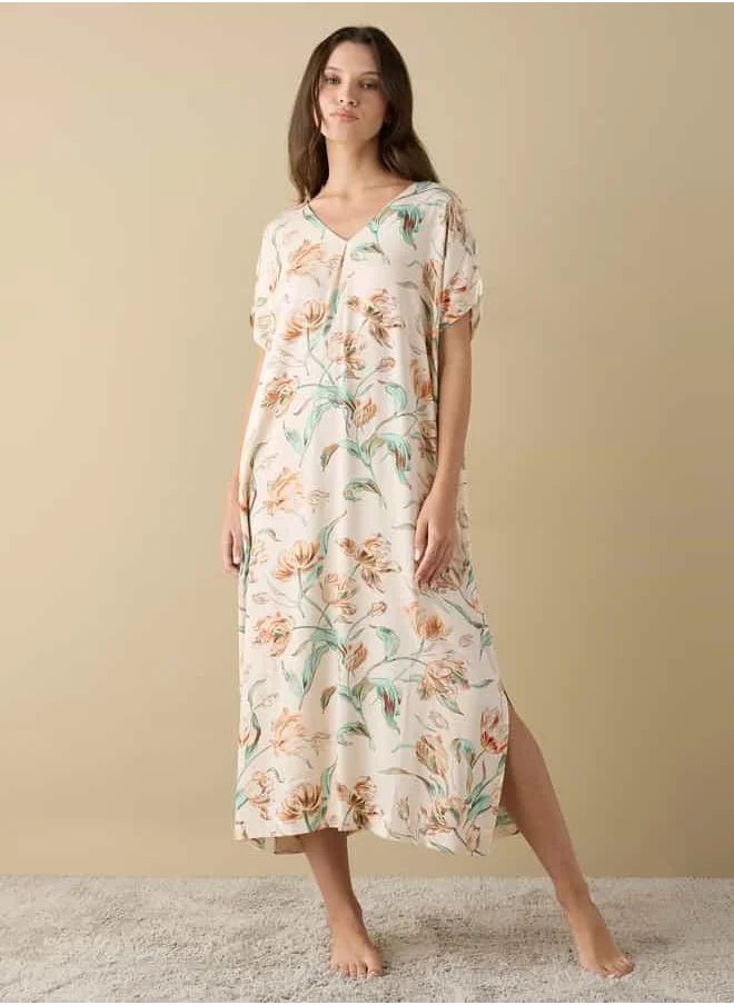 FAV All-Over Floral Print Kaftan Night Gown with V-neck and Slit Detail