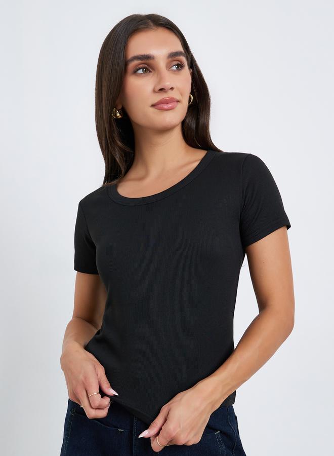 ستايلي بلوزة محبوكة مضلعة بأكمام قصيرة - Image 1