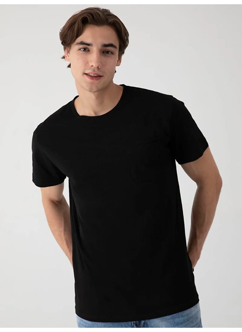 ال تي بي Black T-Shirt