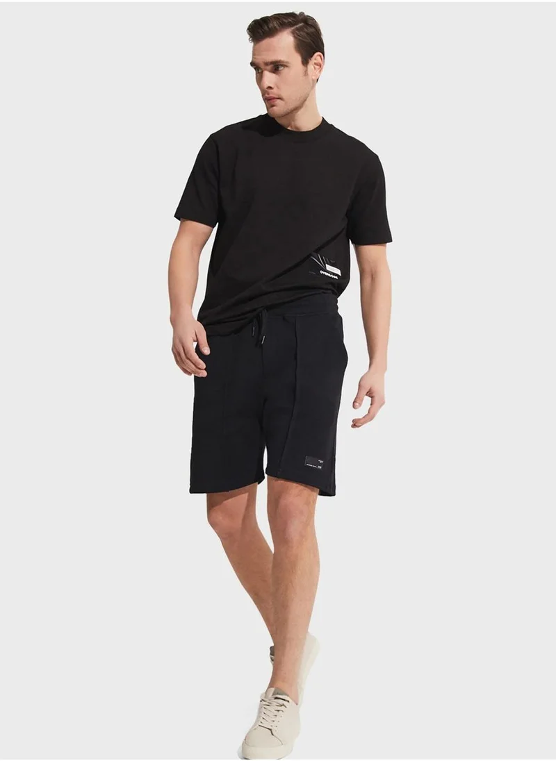JUNE Essential Ribbed Seam Shorts