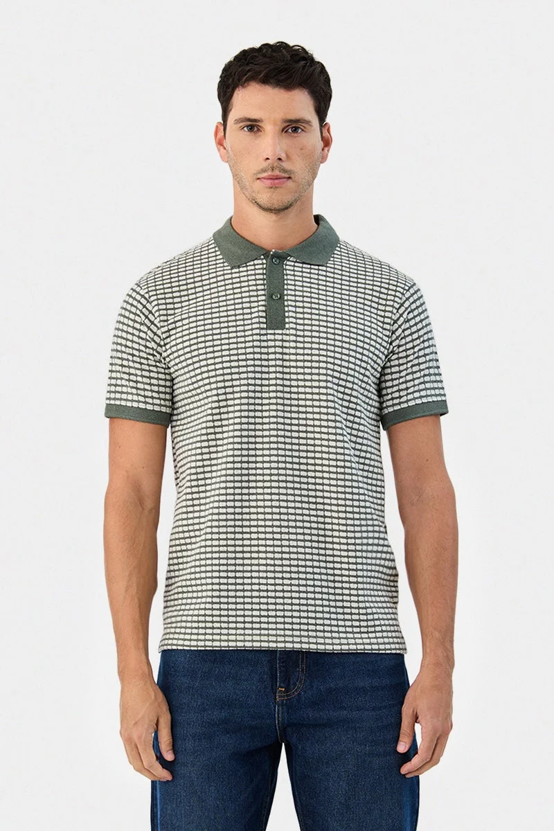 سنيتش Green Geometric Half Sleeve Slim Fit T-Shirt