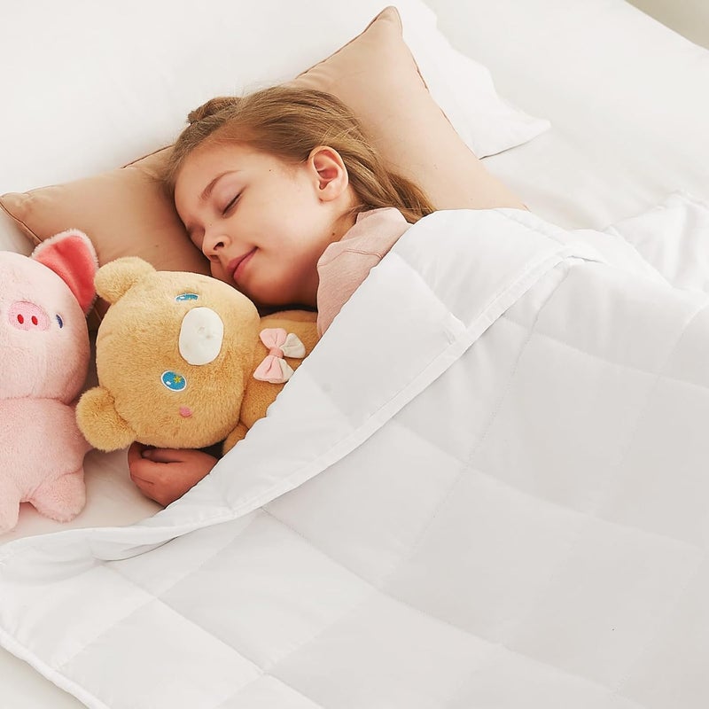 CuteKing بطانية مرجحة من - بطانية مرجحة مع خرز زجاجي فاخر - بطانية ثقيلة قابلة للتنفس للراحة المريحة - بطانية سميكة لجميع الفصول (5 أرطال، 36x48 بوصة، أبيض) - Image 1