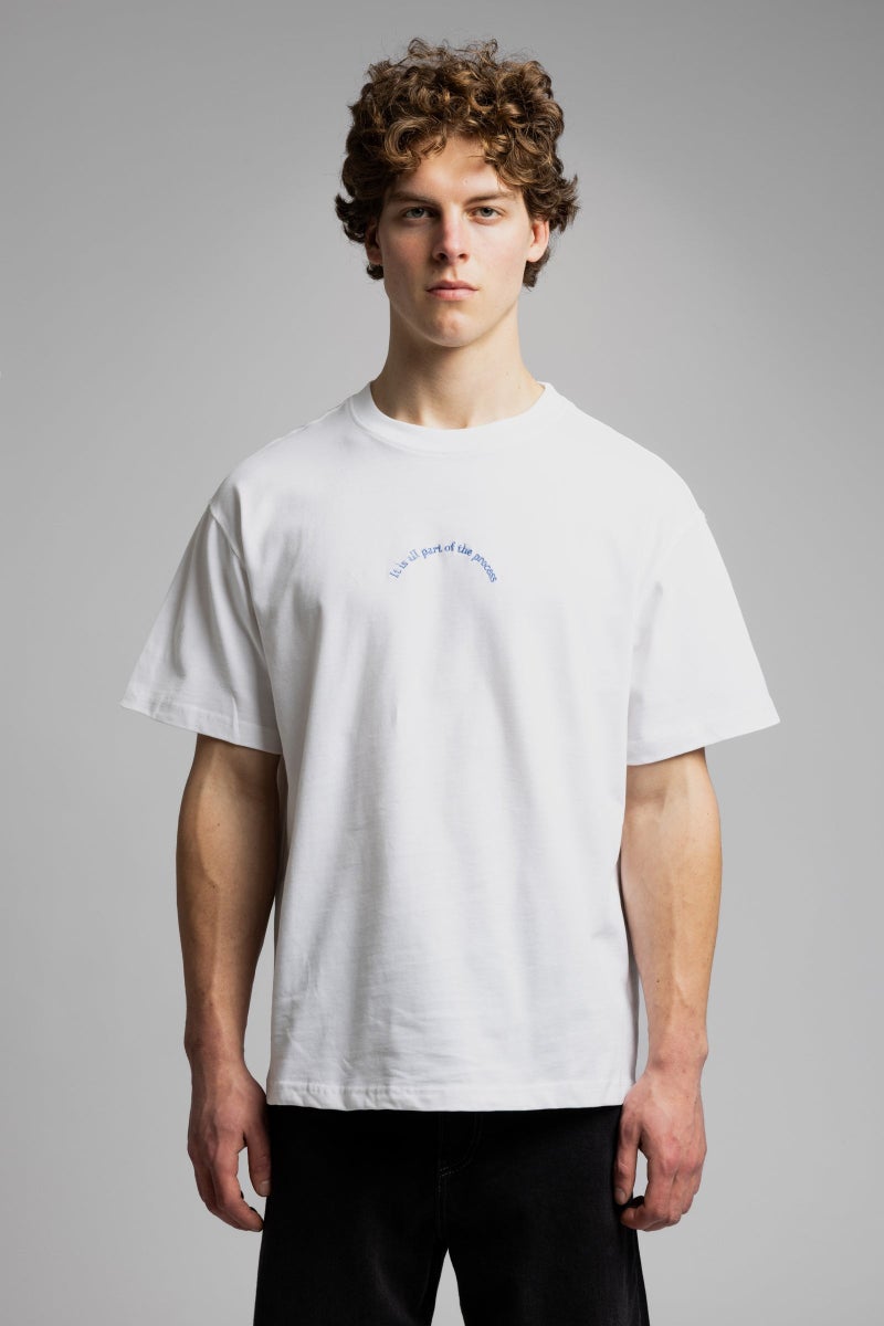 Catch Embroidered T-shirt - Image 5
