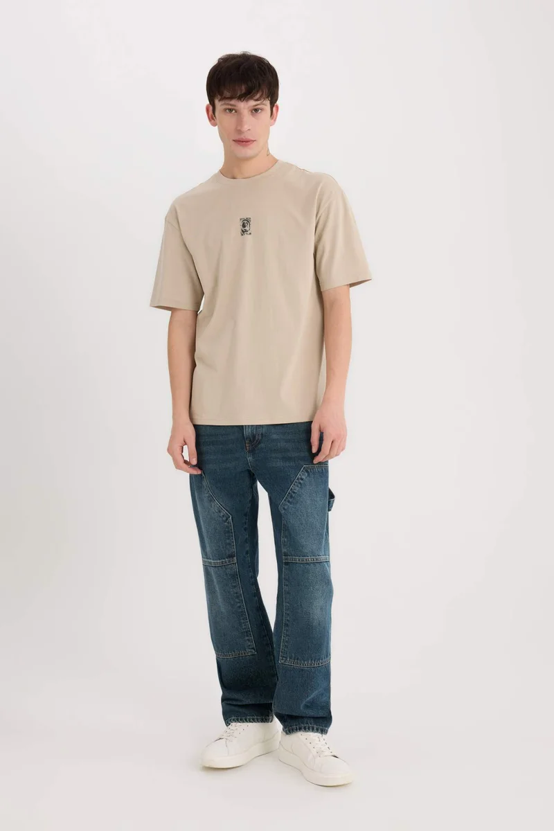 ديفاكتو Boxy Fit Crew Neck Back Printed T-Shirt