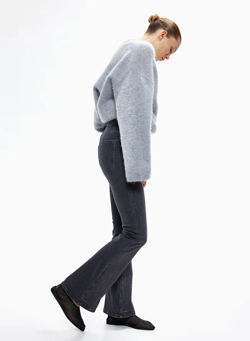 H&M Flared Ultra High Jeans