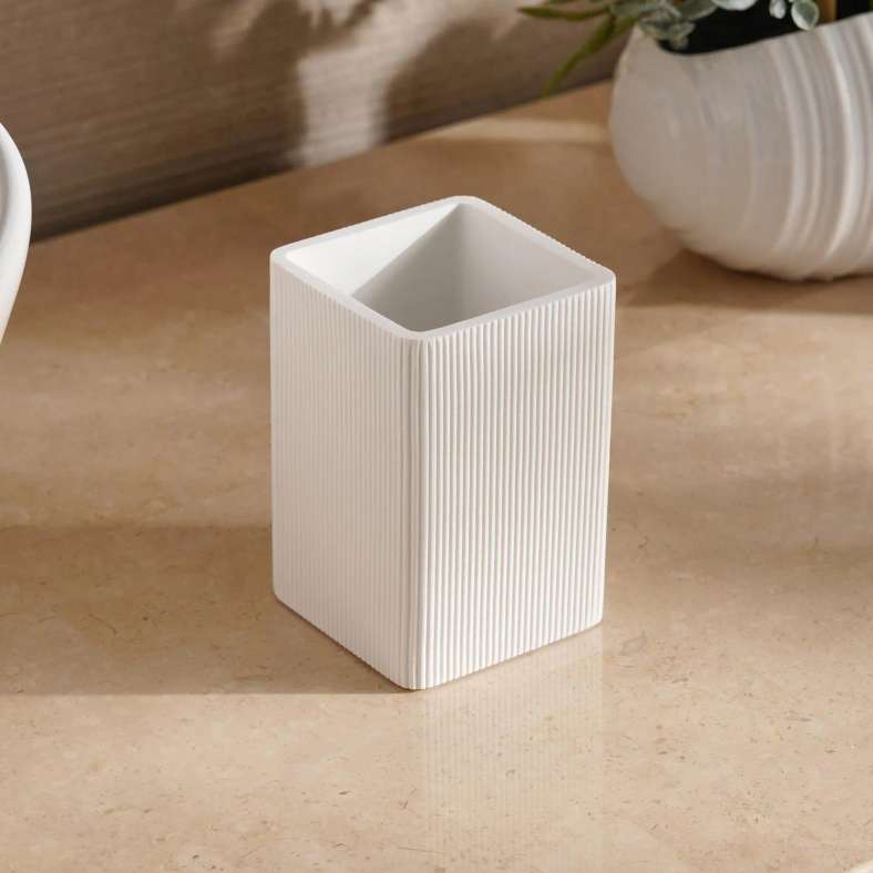 Pan Home كوب أبيض لتزيين المنزل - Image 1