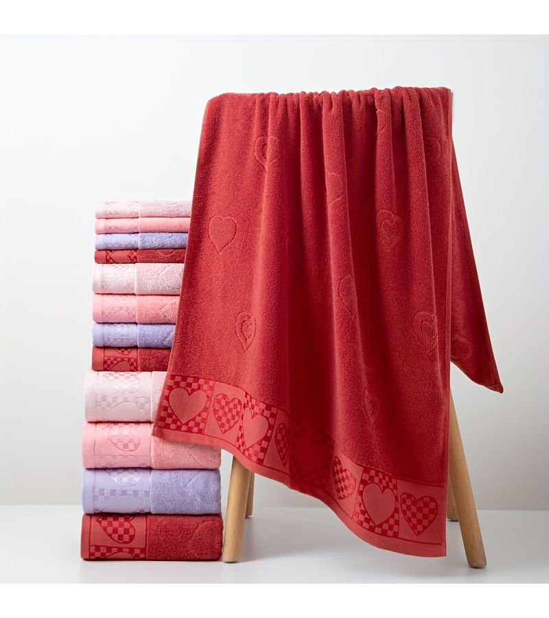 Dark Pink 8-Piece Jacquard Cotton Bath Towel Set With Love Heart Pattern - Image 4
