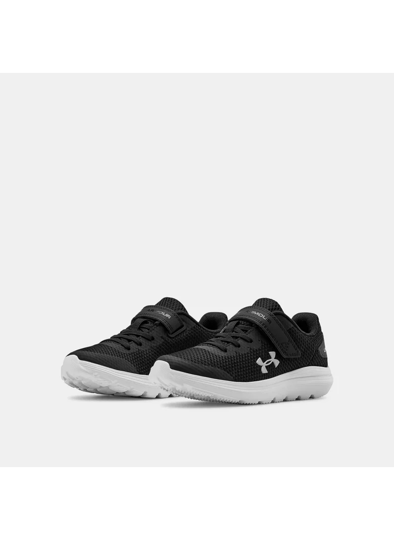 UNDER ARMOUR Kids' Surge 2 AC Shoe (Older Kids)