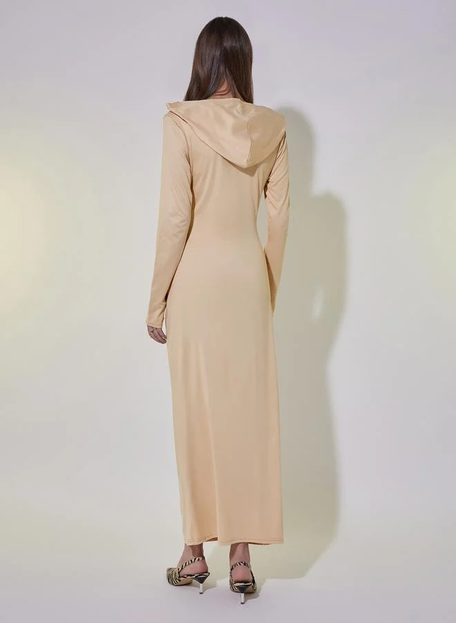 Styli Styli Ruched Detail Hooded Sheath Maxi Dress