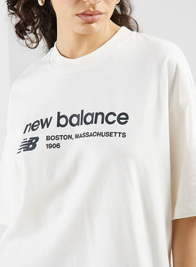 New Balance Linear Heritage Jersey Oversized T-Shirt