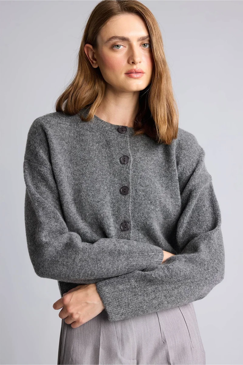 ديفاكتو Regular Fit Crew Neck Cardigan