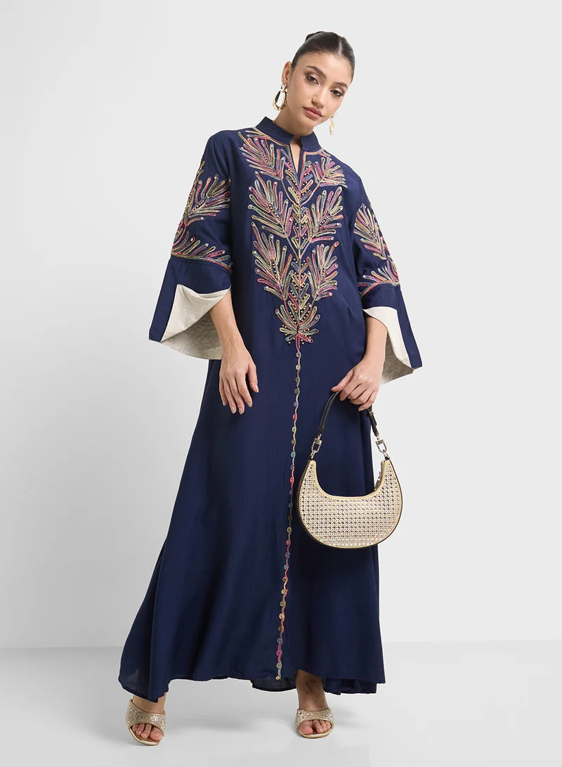 Khizana Embroidered Jalabiya