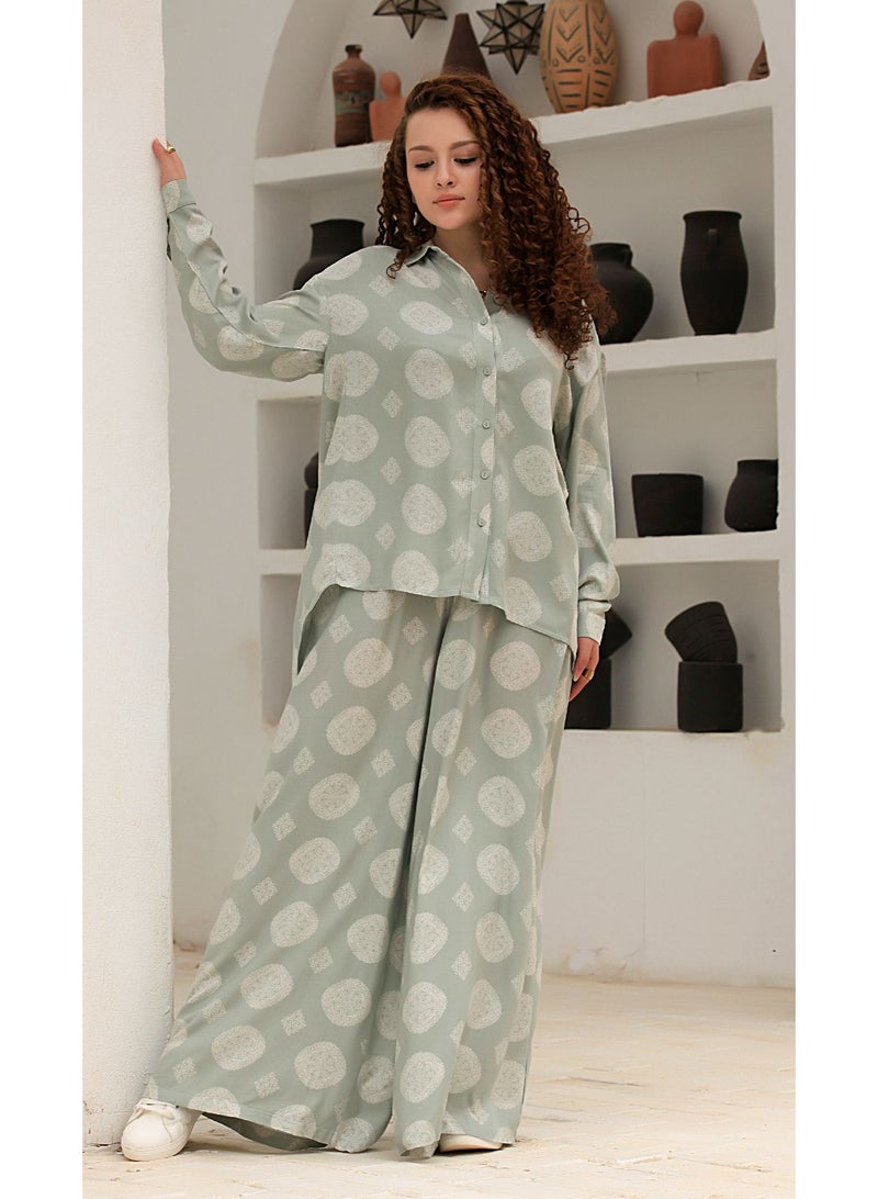Ship Master Elegant Women's Two-Piece Set – Loose Shirt & Wide-Leg Pants with Subtle Patterns  - Image 2