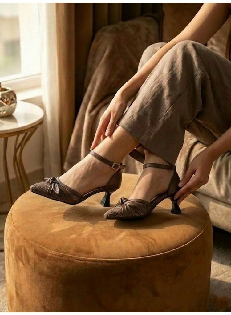 لايف ستيلاش  أحذية كعب متوسط دانتيل مع فيونكه F-612 - بني - Image 1