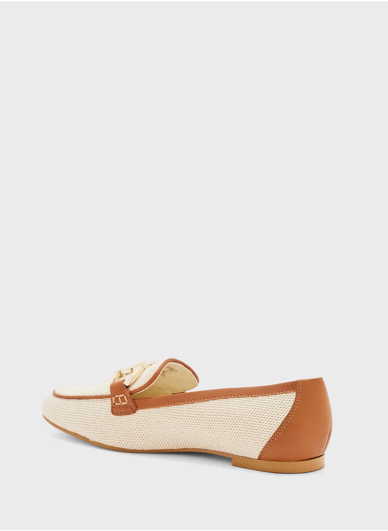 GUESS Wisaa Buckle Detailed Mocassin