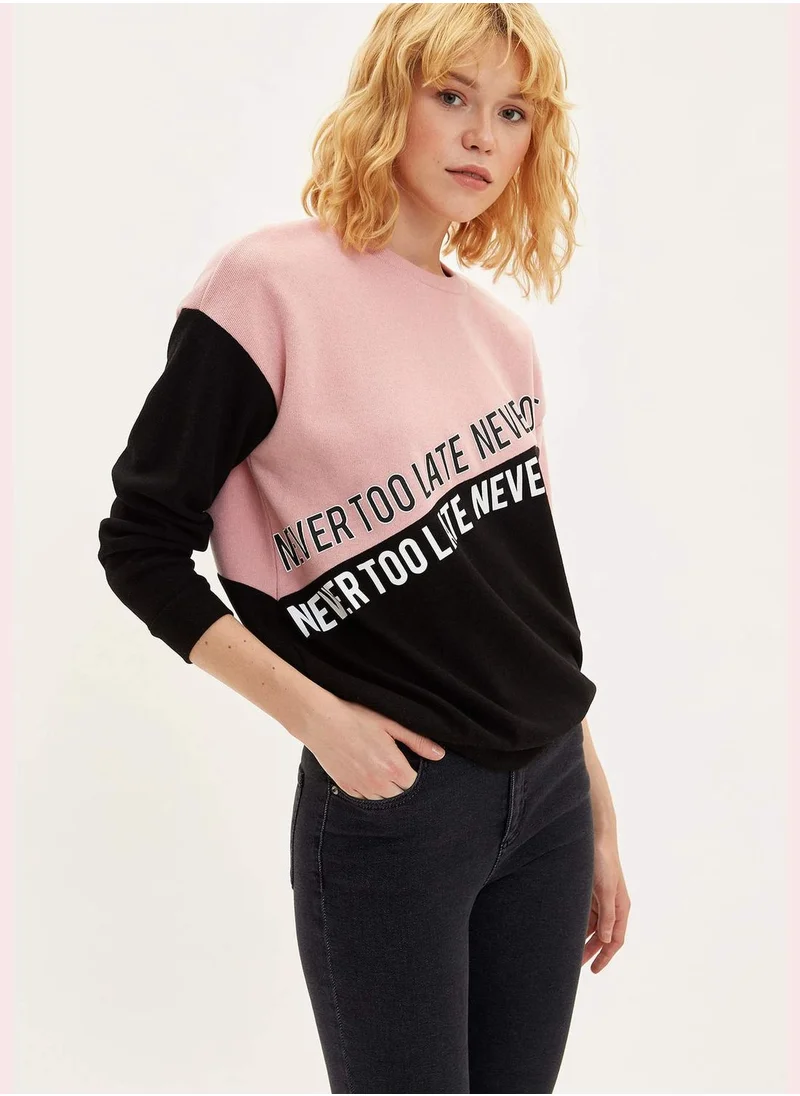 ديفاكتو Woman Knitted Regular Fit Shirt Neck Sweat Shirt