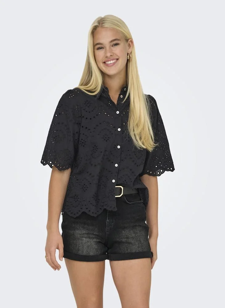 اونلي Scallop Hem Eyelet Detail Top