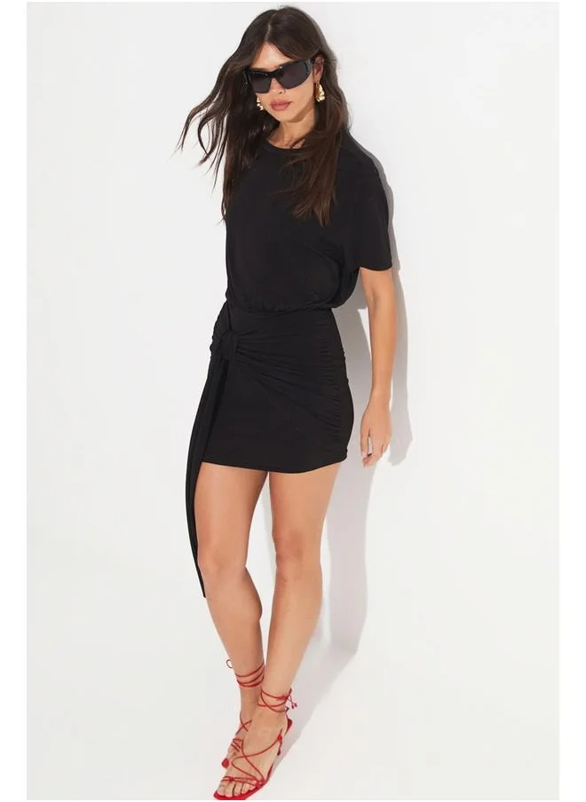 جون June Women Crew Neck Tie Detailed Dress Black