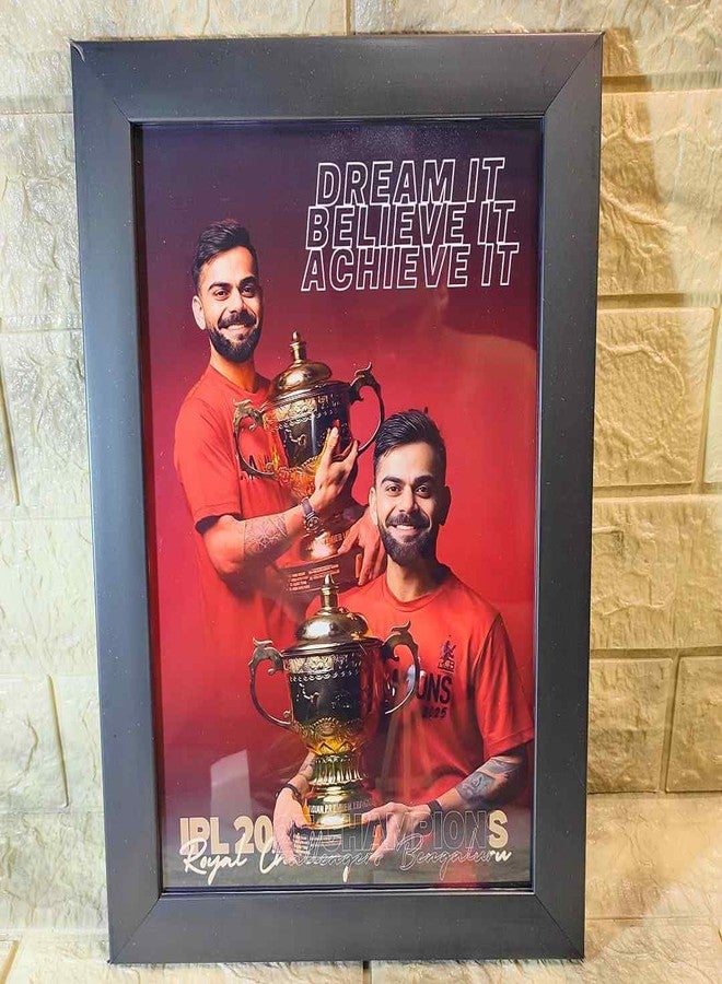 إطار صور تحفيزي لكوهلي، بطل دوري الكريكيت الهندي الممتاز 2025، مقاس A4، إطار أسود، احلم به، آمن به، حققه - Image 2