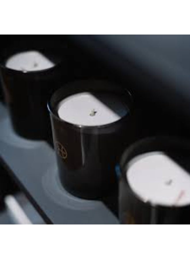 Perfumer H Ink Candle 175g - Image 3