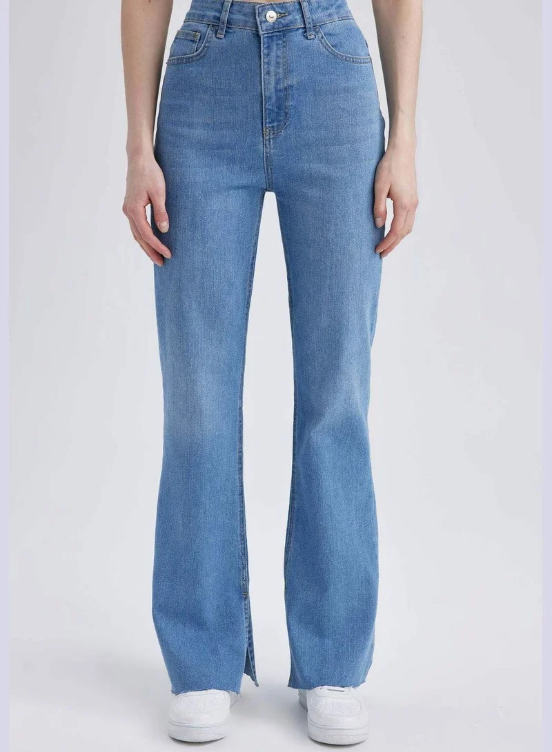 ديفاكتو Woman Slim Flare Denim Trousers