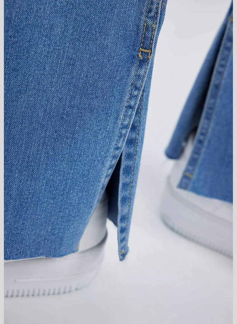 ديفاكتو Woman Slim Flare Denim Trousers