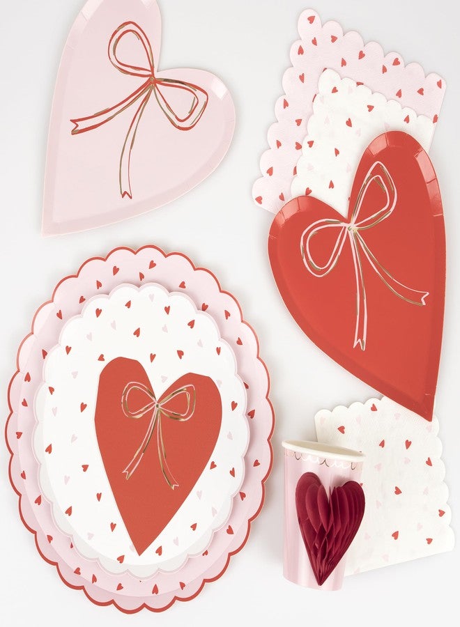 Meri Meri Heart With Bow Plates (Pack of 8) - Image 3