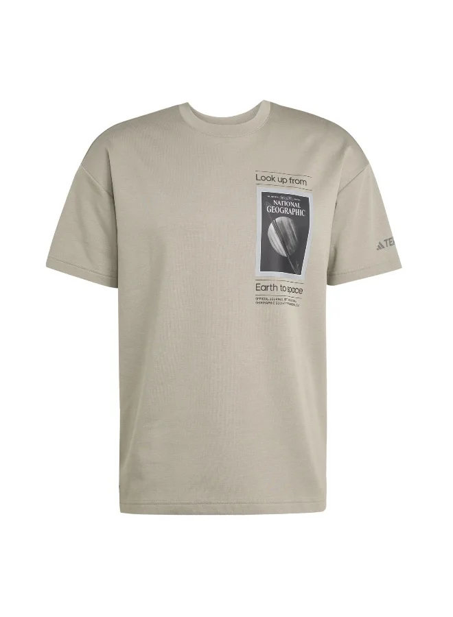 Adidas Adidas Ng U Ar F Gfx T Beige Graphic Tee (Short Sleeve) T-Shirts For Unisex