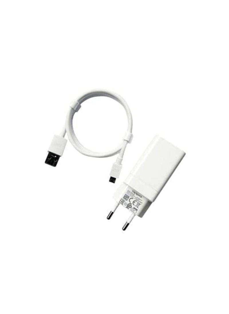 ماركة غير محددة - شاحن Oppo سريع AK779GB مخرج شاحن سريع 4 Amber مع كابل من النوع C. - Image 1