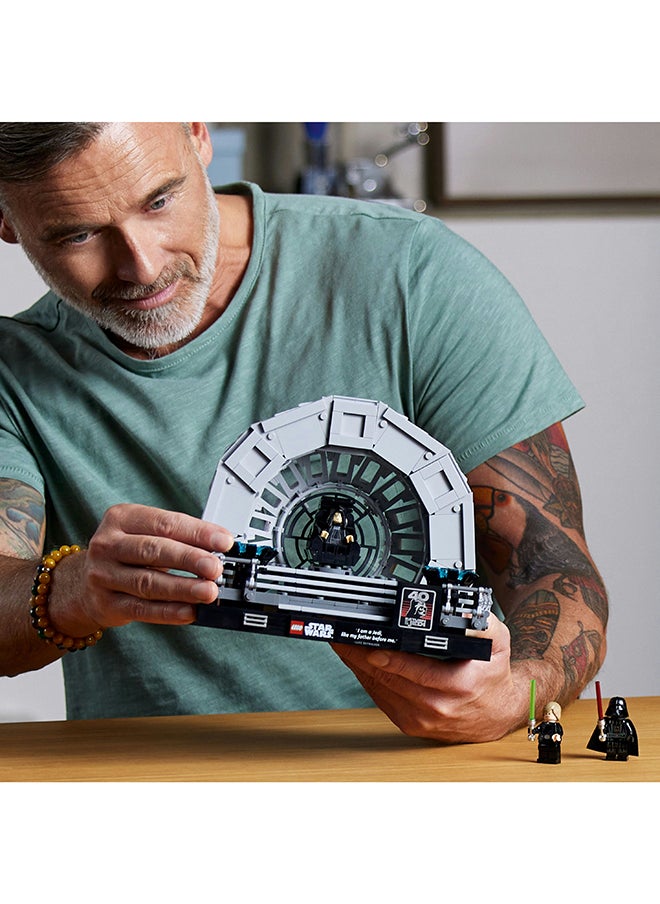 LEGO Star Wars Emperor’S Throne Room Diorama 75352 Creative Building Set For Adults; Collectible, Brick-Built Scene For Display; A Fun Birthday Gift Idea For Fans (807 Pieces)  - Image 3