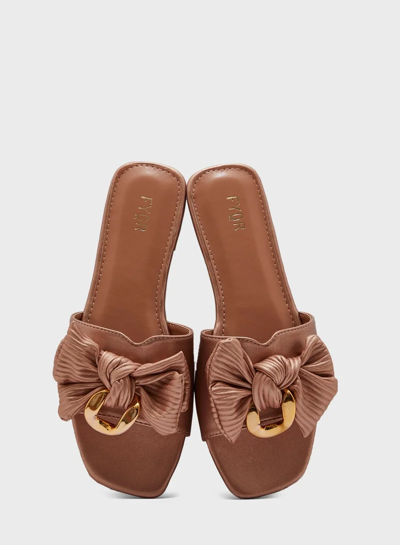 FYOR Casual Flat Sandals