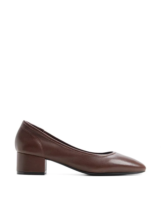 الدو Norrey Ladies Brown Ballerina