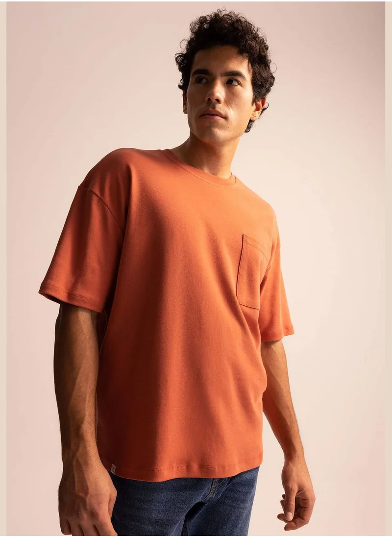 DeFacto Short-Sleeved Oversize Fit Crew Neck T-Shirt