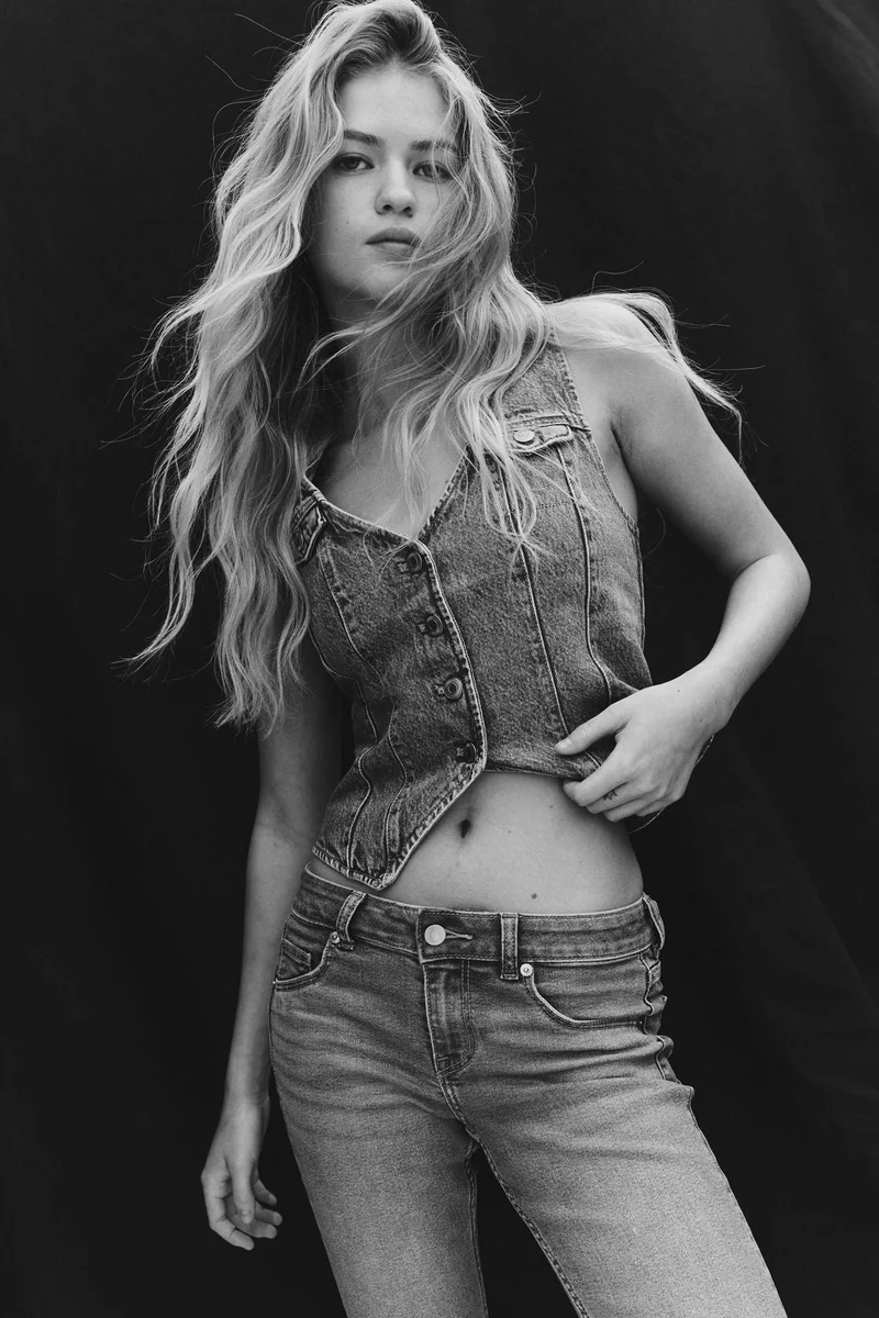 H&M Flared Low Jeans