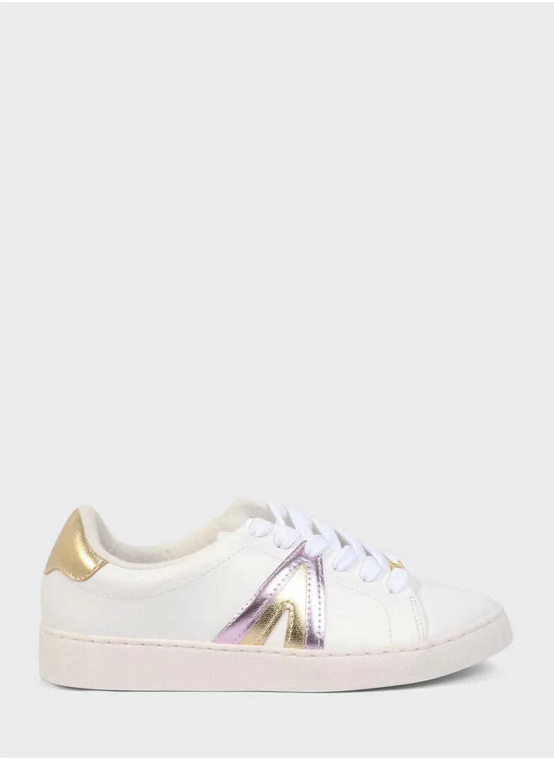 VIZZANO Essential Low Top Sneakers