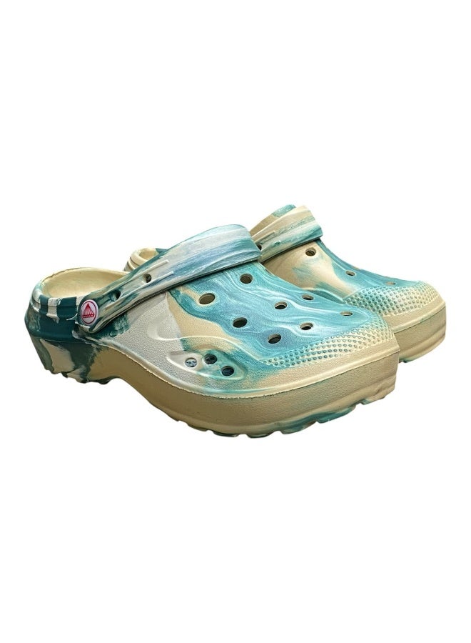 Comfortable clogs – lightweight with a modern design – easy to wear - Image 2