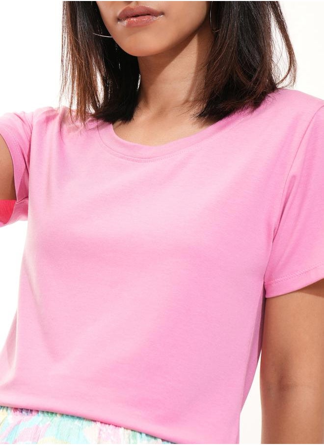 Tokyo Talkies Solid Round Neck Regular Fit T-Shirt by Styli  - Image 5