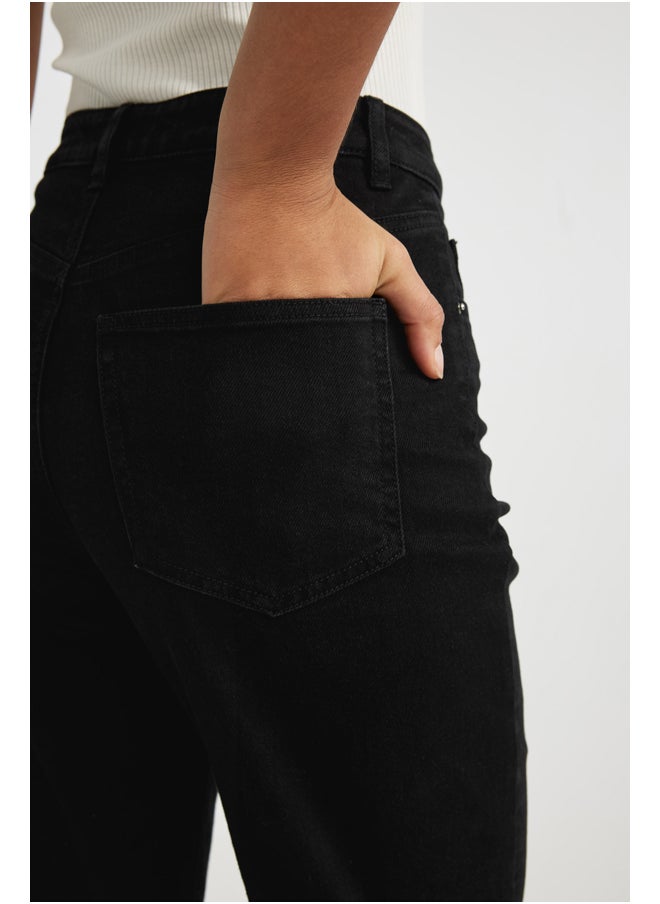DeFacto Woman Comfort Mom Denim Trousers  - Image 3
