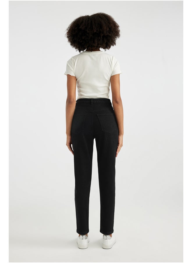 DeFacto Woman Comfort Mom Denim Trousers  - Image 5