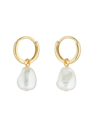 Periaa Pearly Chain Huggie Earrings - pzsku/Z35513613460593679240Z/45/1746248208/15eef8b7-d600-46d2-b35d-eb3b67b773ef